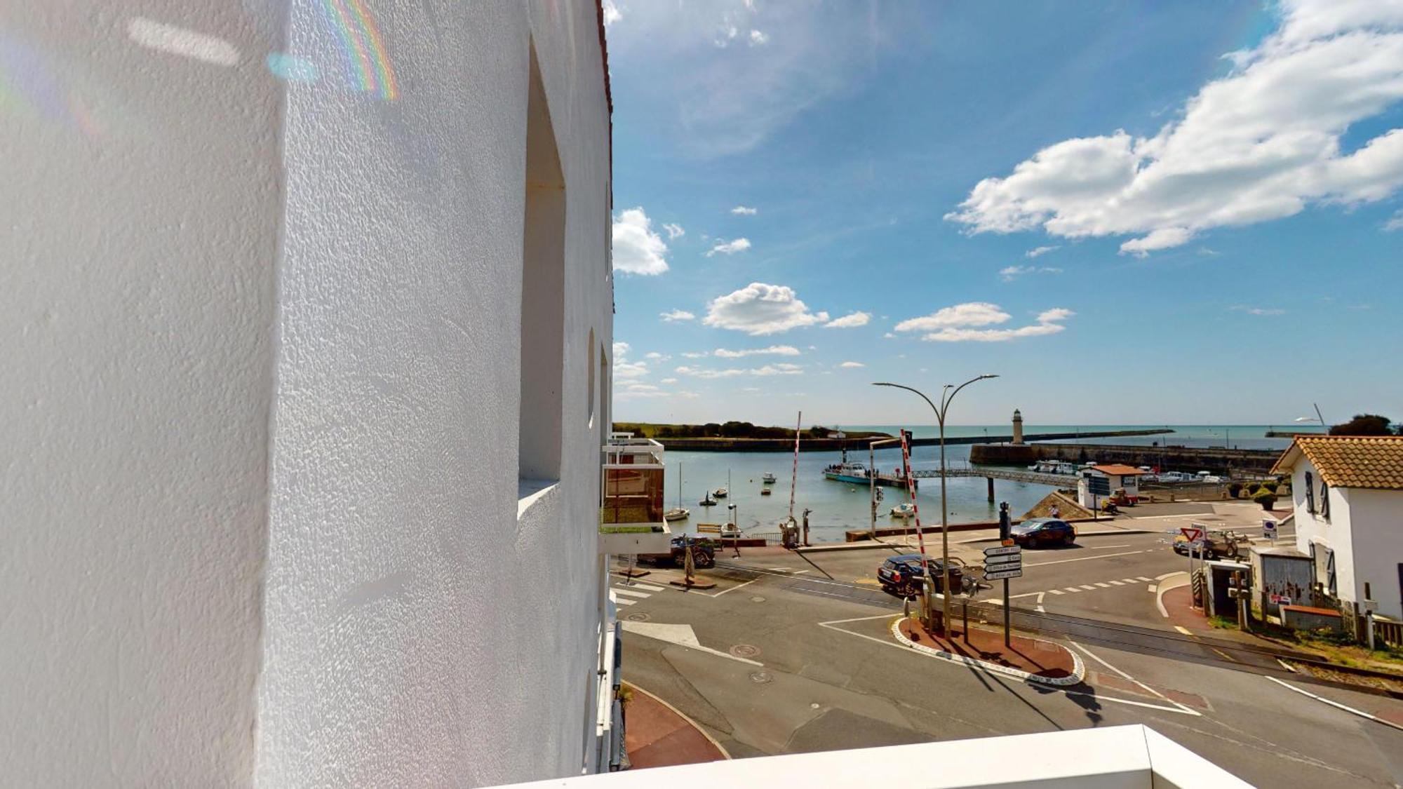 Апартаменты Le Phare Du Port Сен-Жиль-Круа-де-Ви Экстерьер фото